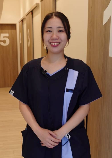 歯科医師　町田 愛紗